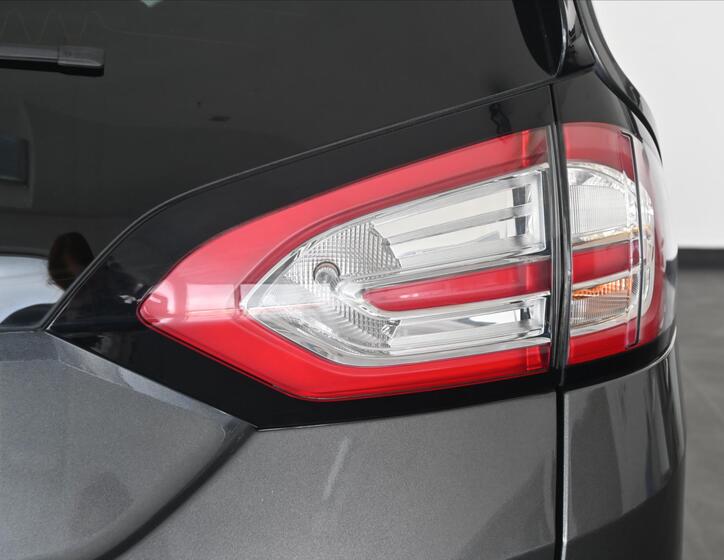 Ford Galaxy 36