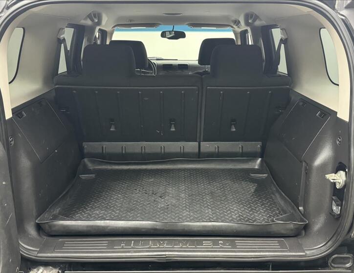 Hummer H3 24