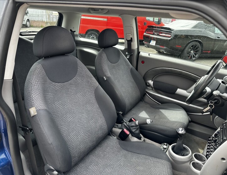 Mini Cooper 16