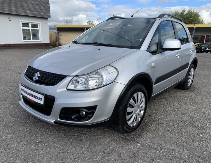 Suzuki SX4 1