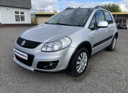 Suzuki SX4 1