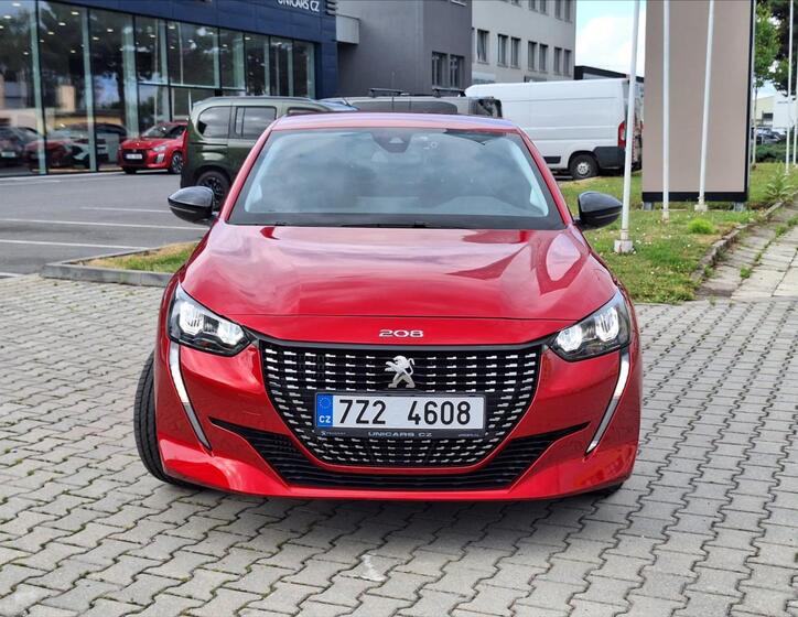 Peugeot 208 5
