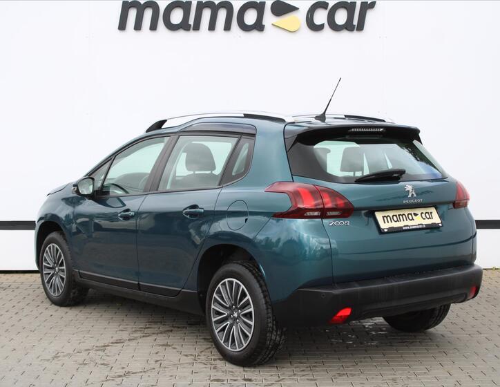 Peugeot 2008 5