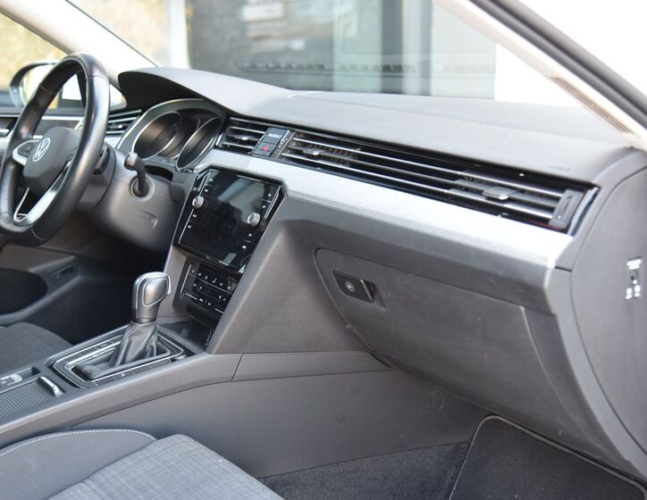 Volkswagen Passat 18