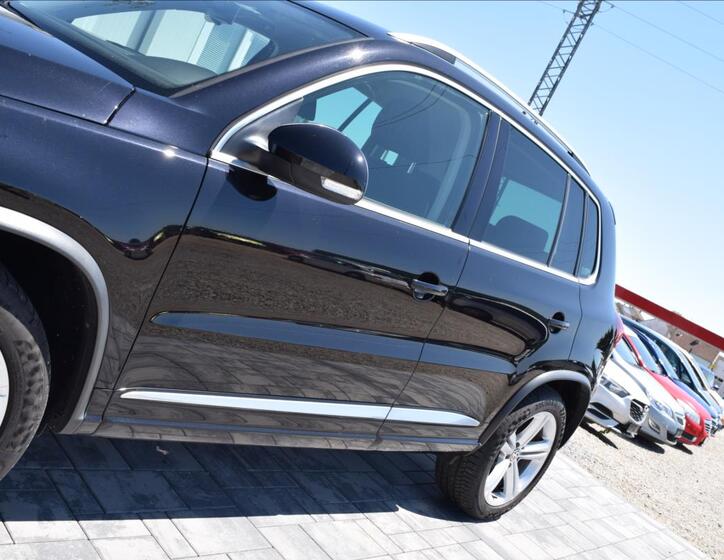 Volkswagen Tiguan 8