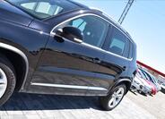Volkswagen Tiguan 8