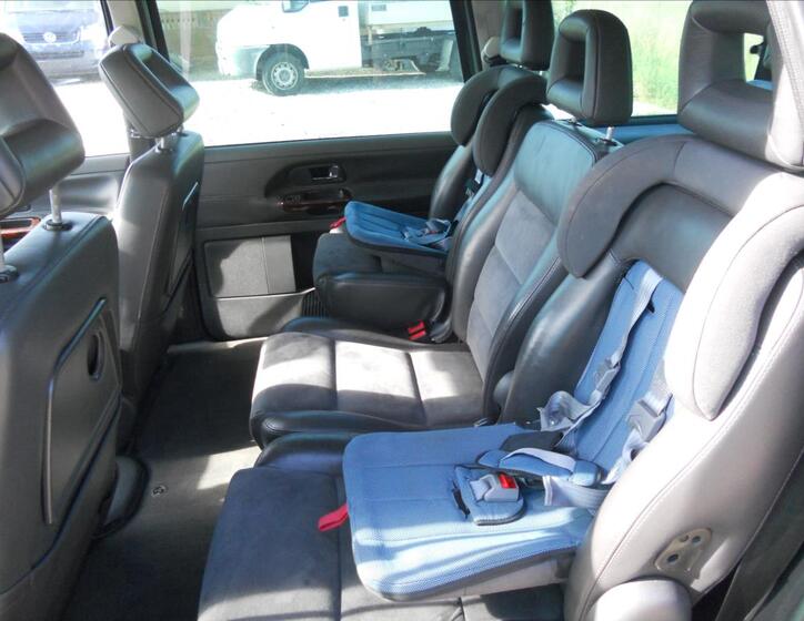 Volkswagen Sharan 19