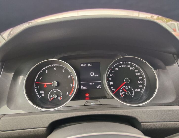 Volkswagen Golf 15