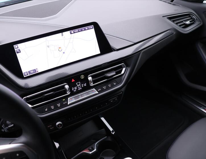 BMW Řada 2 17