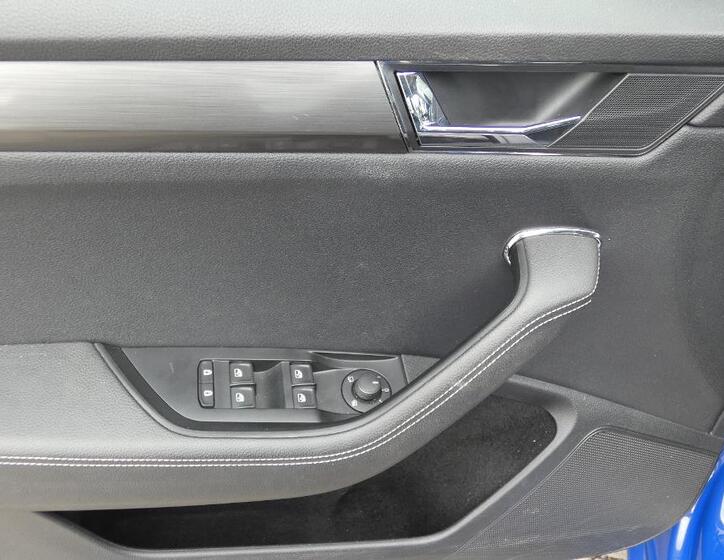 Škoda Superb 8