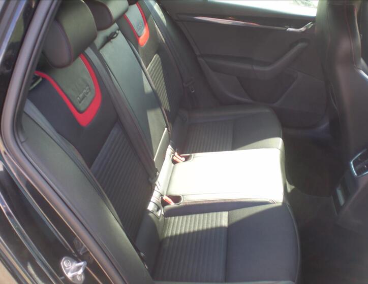 Škoda Octavia 13