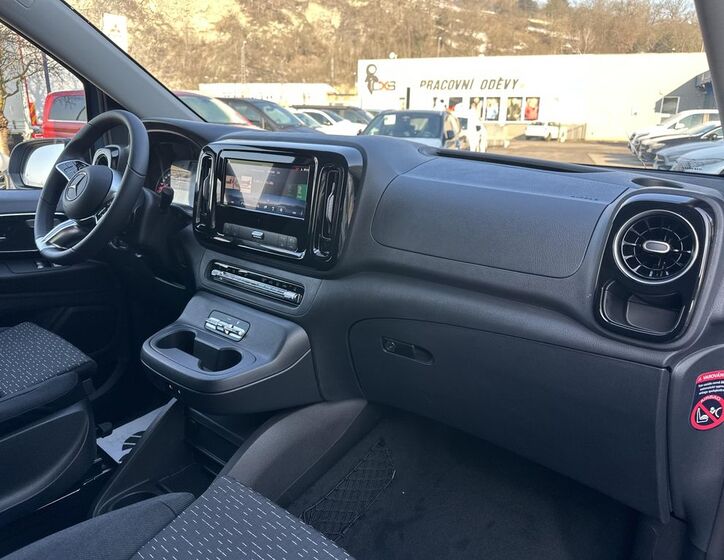 Mercedes-Benz Vito 19