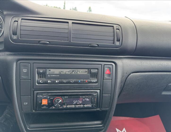 Volkswagen Passat 19