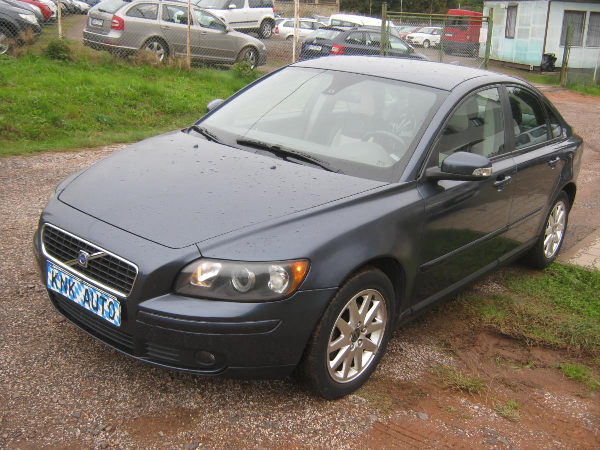 Volvo S40