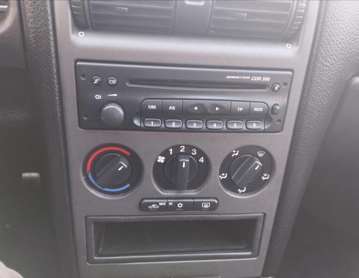 Opel Astra 12
