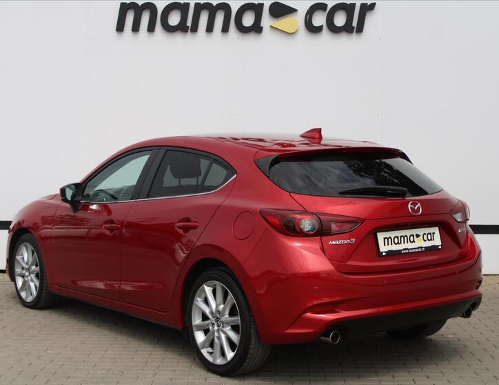 Mazda 3 5