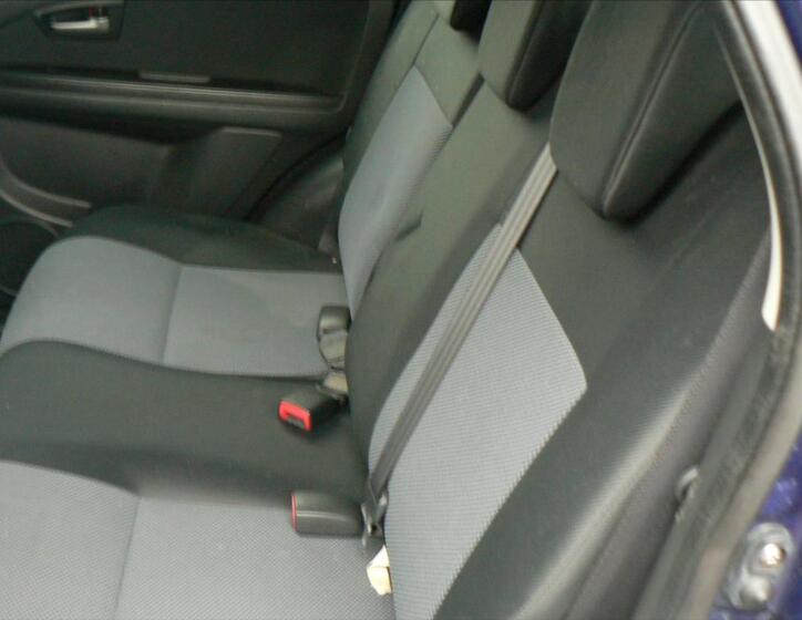 Fiat Sedici 16