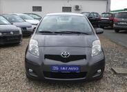 Toyota Yaris 2