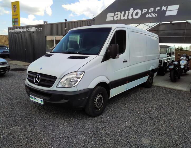 Mercedes-Benz Sprinter 1