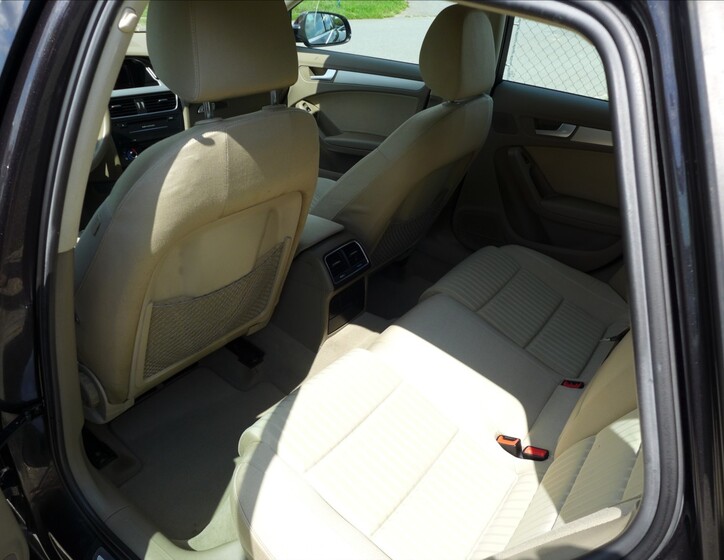 Audi A4 27