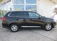 Mitsubishi Outlander 9