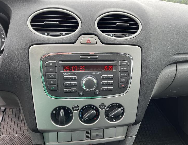 Ford Focus 15