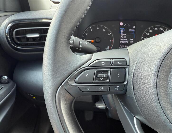 Toyota Yaris 13