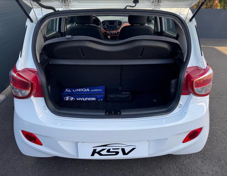 Hyundai i10 11