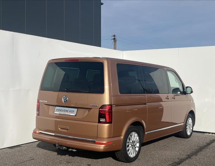 Volkswagen Multivan 2