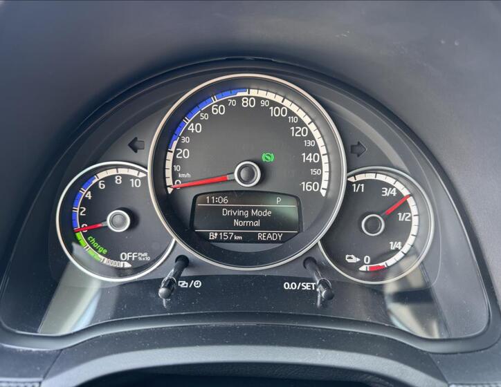 Volkswagen e-up! 33