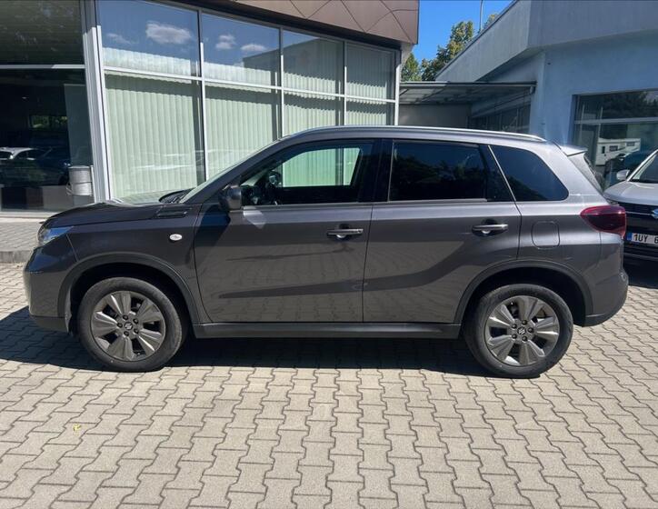 Suzuki Vitara 8