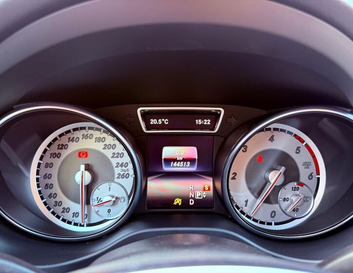 Mercedes-Benz GLA 19