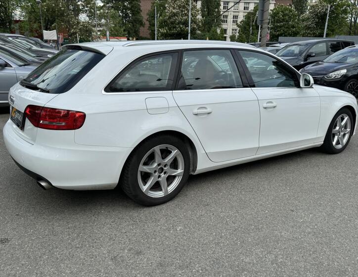 Audi A4 9