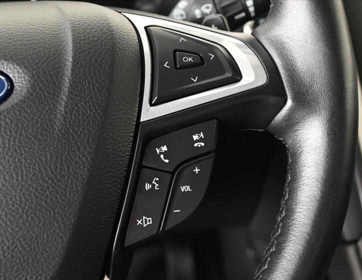 Ford Mondeo 18