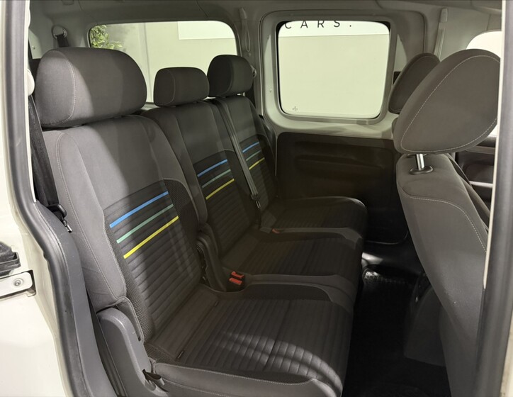 Volkswagen Caddy 19