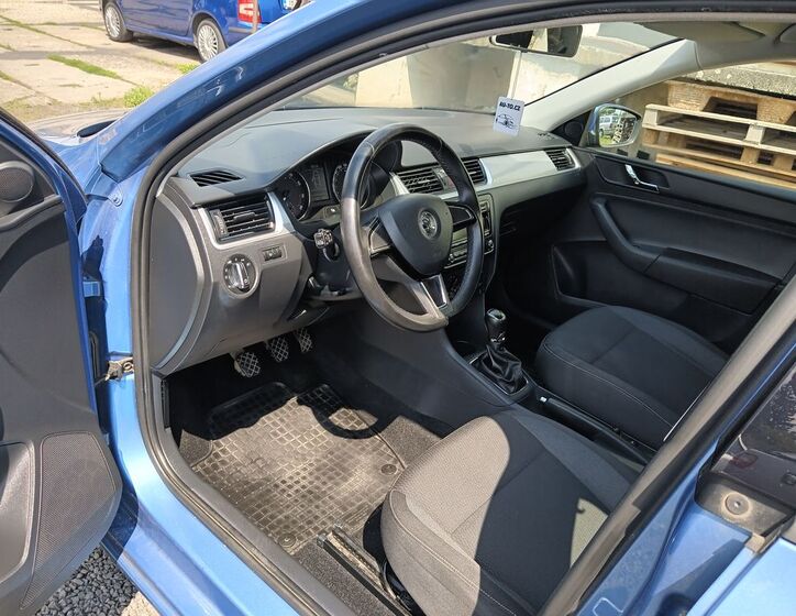 Škoda Rapid 9