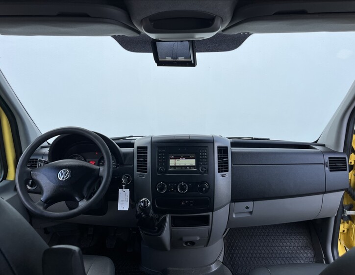 Volkswagen Crafter 18