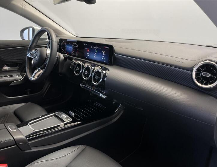 Mercedes-Benz CLA 14