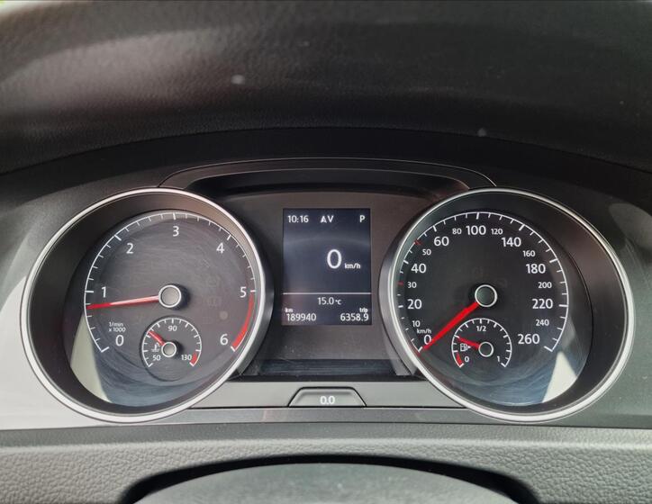 Volkswagen Golf 22