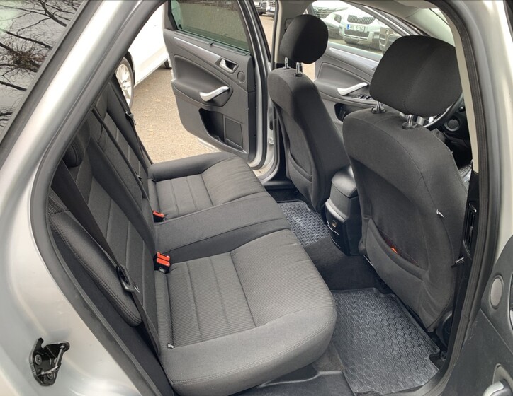 Ford Mondeo 16
