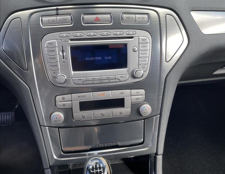 Ford Mondeo 12
