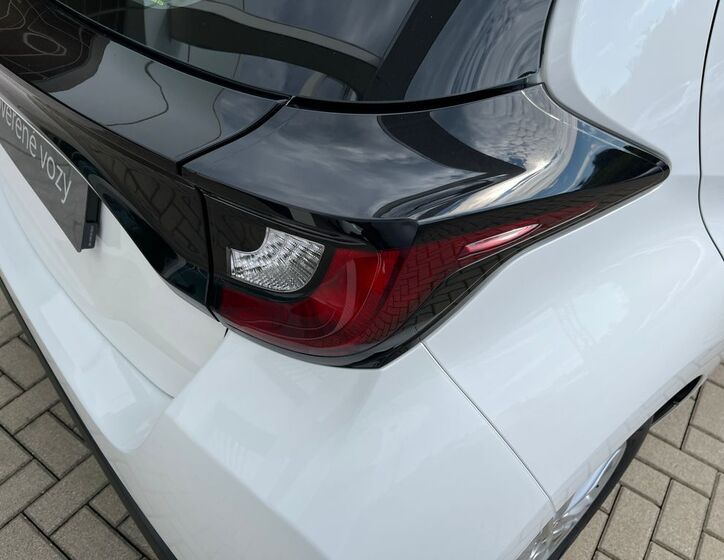 Toyota Yaris 11