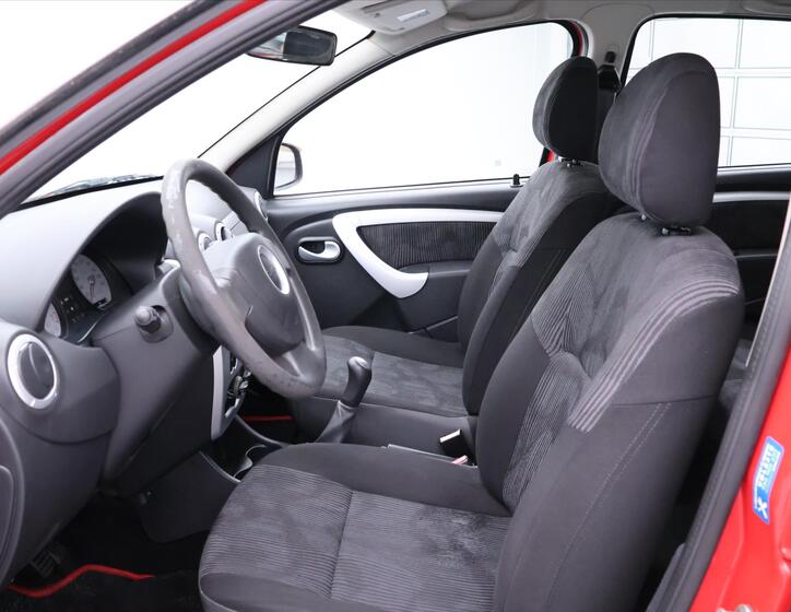 Dacia Sandero 11