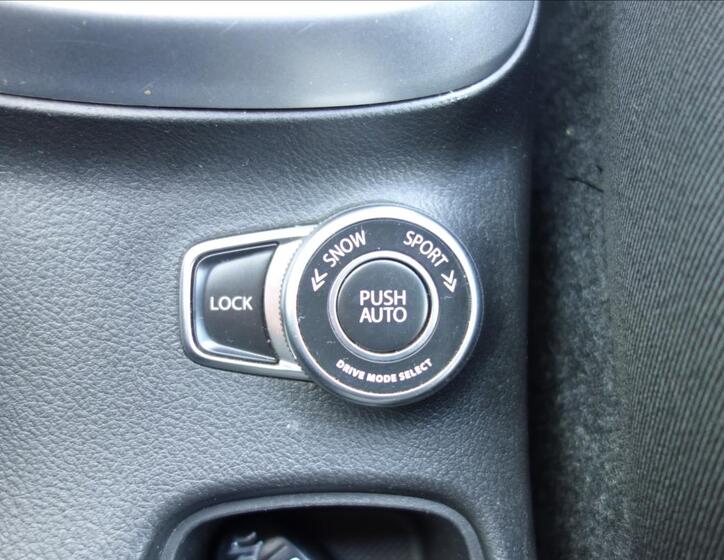 Suzuki S-Cross 27