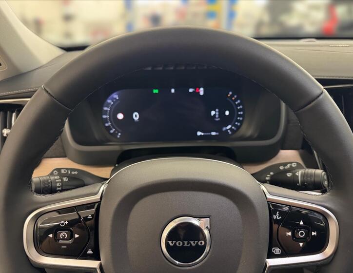 Volvo XC90 8