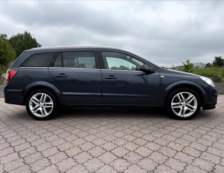 Opel Astra 12