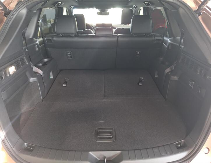 Mazda CX-80 15