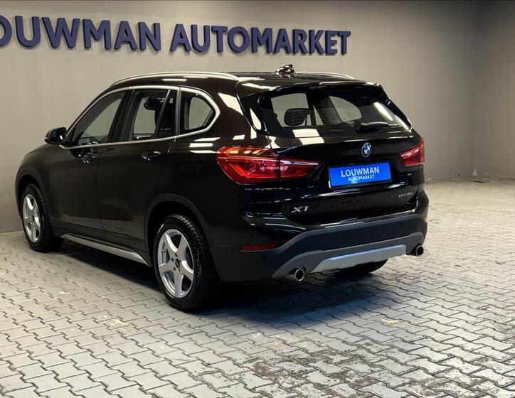BMW X1 13