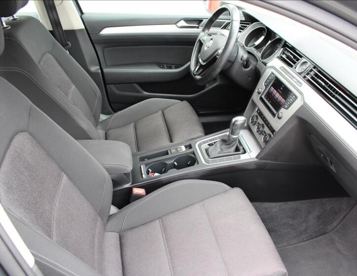 Volkswagen Passat 20