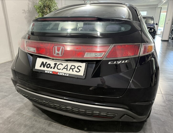 Honda Civic 24